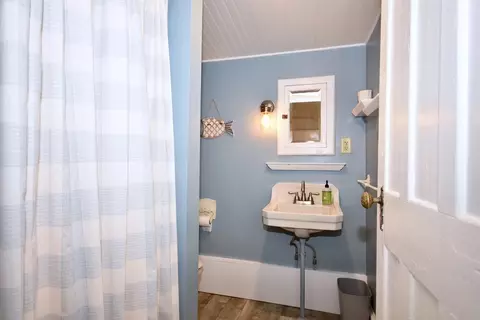 33 W Central Ave, Wareham, MA 02571 photo 25