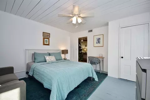 33 W Central Ave, Wareham, MA 02571 photo 15