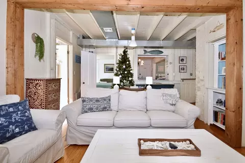 33 W Central Ave, Wareham, MA 02571 photo 13