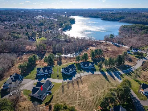 3 Pine Hill Rd #3, Wenham, MA 01984
