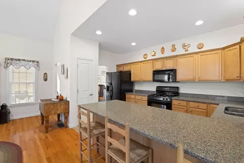 3 Heather Way, Raynham, MA 02767 photo 19