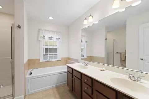 3 Heather Way, Raynham, MA 02767 photo 31