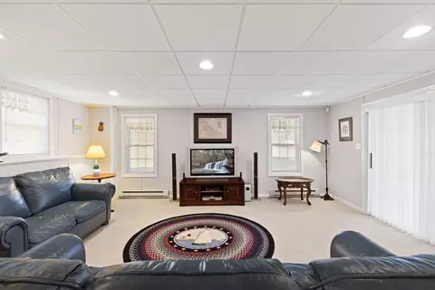 3 Heather Way, Raynham, MA 02767 photo 3
