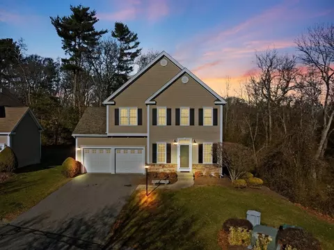 3 Heather Way, Raynham, MA 02767 photo 8