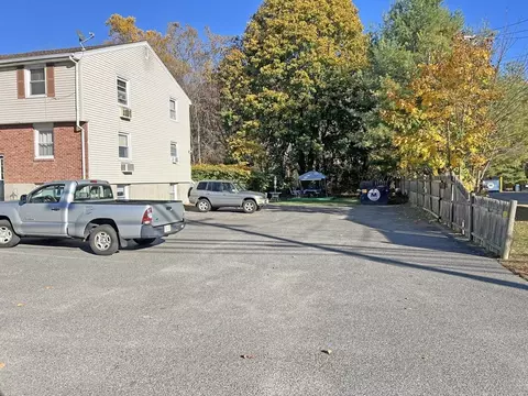 Exterior - 997 Broadway, Raynham, MA 02767 photo 4 of 5