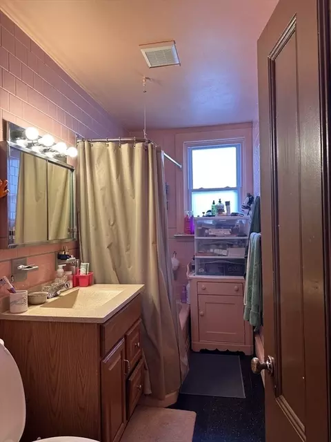 Bath - 339 Fountain St, Fall River, MA 02721 photo 1 of 5