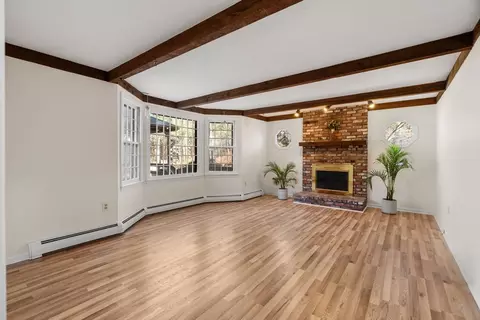85 Desert Brook Rd, Wrentham, MA 02093 photo 2