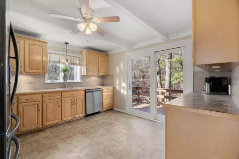85 Desert Brook Rd, Wrentham, MA 02093 photo 5