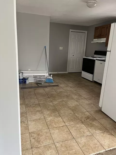 45-47 Forest Park Ave, Springfield, MA 01101 photo 9
