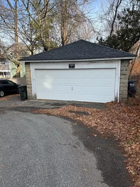 45-47 Forest Park Ave, Springfield, MA 01101 photo 3