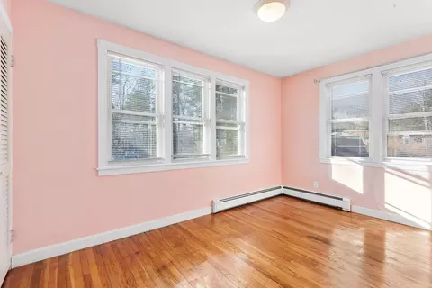 Bedroom - 17 Winthrop St, Walpole, MA 02081 photo 3 of 6
