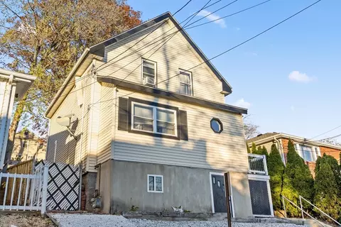169 Arnold St #169, Revere, MA 02151
