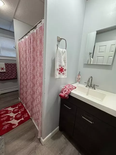 Bath - 94 Whipple St, Fall River, MA 02721 photo 1 of 2