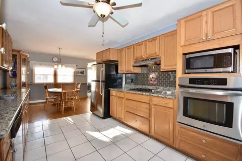 Kitchen - 7 Galavotti Ave, Wareham, MA 02571 photo 3 of 4