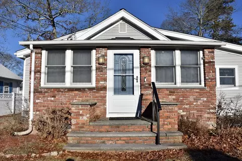 Exterior - 7 Galavotti Ave, Wareham, MA 02571 photo 1 of 8