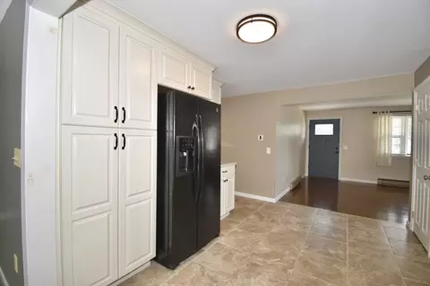 170 Blanche St, Springfield, MA 01129 photo 5