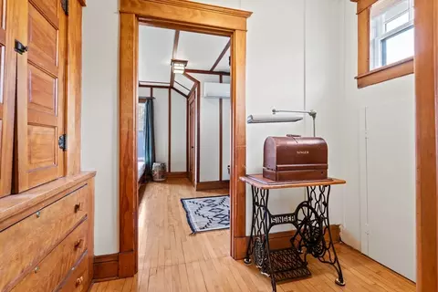 Entry Way - 32 Great Rd, Maynard, MA 01754 photo 4 of 4