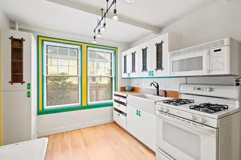 Kitchen - 32 Great Rd, Maynard, MA 01754 photo 2 of 4
