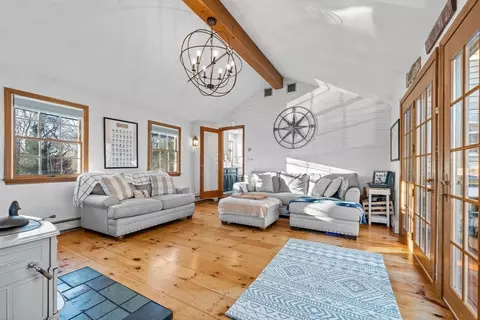 1 North St, Wilmington, MA 01887