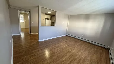 100 Washington Park Dr #6, Andover, MA 01810