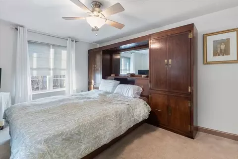 Bedroom - 2 Ocean Ave #2J, Gloucester, MA 01930 photo 1 of 3