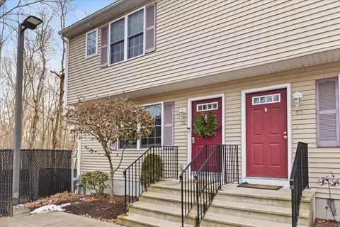 100 Franklin St #C6, Whitman, MA 02382