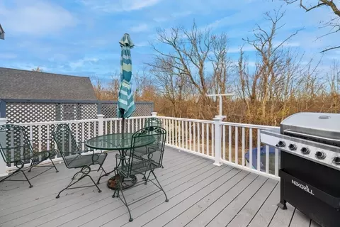 Exterior - 48 Sunset Dr, Beverly, MA 01915 photo 3 of 11
