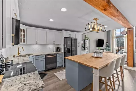96 Old Colony Ave #341, Taunton, MA 02718