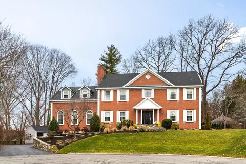 7 Burnham Ln, Danvers, MA 01923