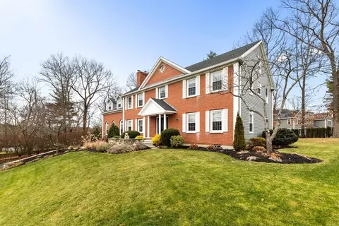 Exterior - 7 Burnham Ln, Danvers, MA 01923 photo 4 of 5