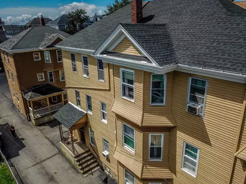 21-25 Hamlet St, Fall River, MA 02724 photo 3