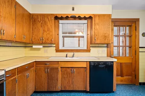 106 Clark St, Easthampton, MA 01027 photo 12