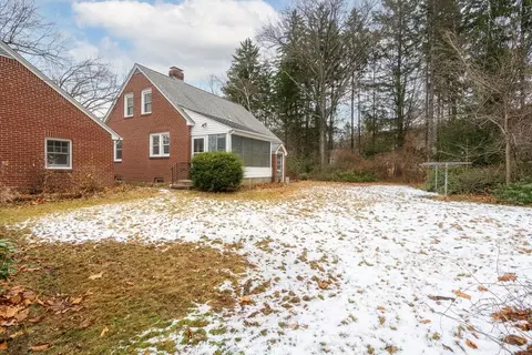 106 Clark St, Easthampton, MA 01027 photo 7