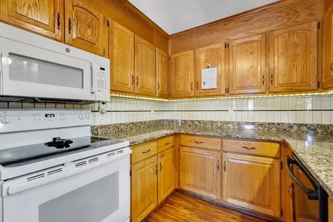 9 Beach Rd, Ware, MA 01082 photo 7