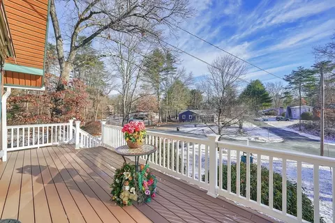 9 Beach Rd, Ware, MA 01082 photo 4