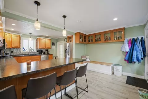 89 Middle St, Fairhaven, MA 02719 photo 10