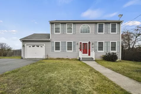 140 Family Dr, Fall River, MA 02721