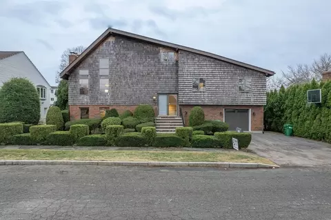 112 Cedar Rd N, Medford, MA 02155