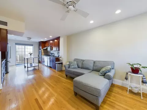 773 E 6th St, Boston, MA 02127 photo 7