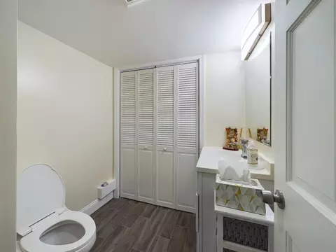 773 E 6th St, Boston, MA 02127 photo 13