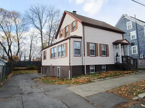 76 Michigan Ave, Lynn, MA 01902
