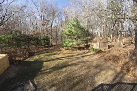 Exterior - 55 Dodge Rd, Sutton, MA 01590 photo 7 of 8