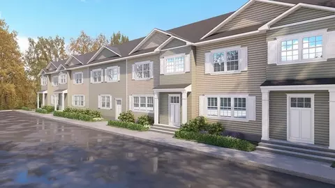 140 N Walker #223, Taunton, MA 02780