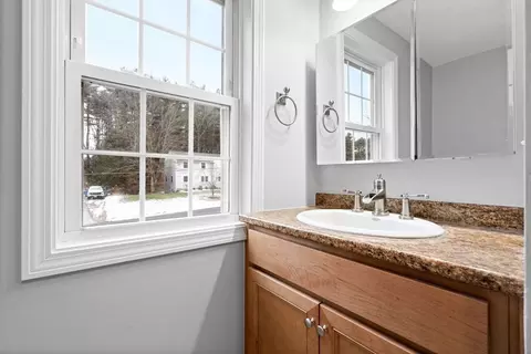 Bath - 87 Ash St, Townsend, MA 01469 photo 1 of 2