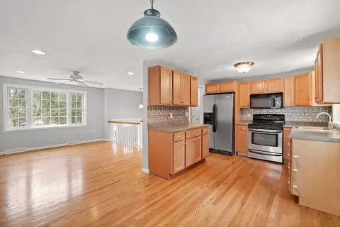Other - 87 Ash St, Townsend, MA 01469 photo 1 of 2