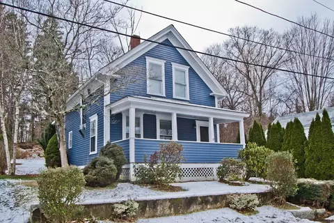21 Chesley St, Millville, MA 01529