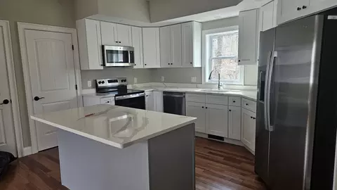 04 Aurora St, Worcester, MA 01607 photo 24