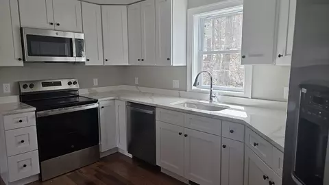 04 Aurora St, Worcester, MA 01607 photo 20