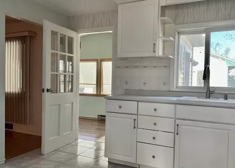 Kitchen - 7 Ames Rd, Marblehead, MA 01945 photo 1 of 1