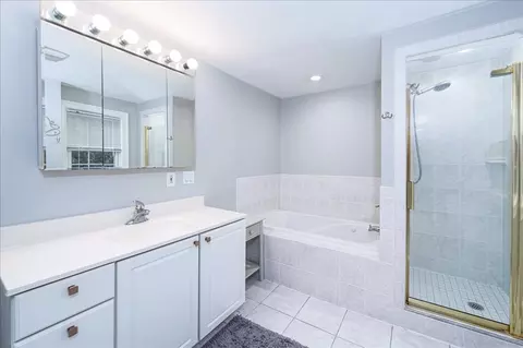 711 Great Plain Ave, Needham, MA 02492 photo 21